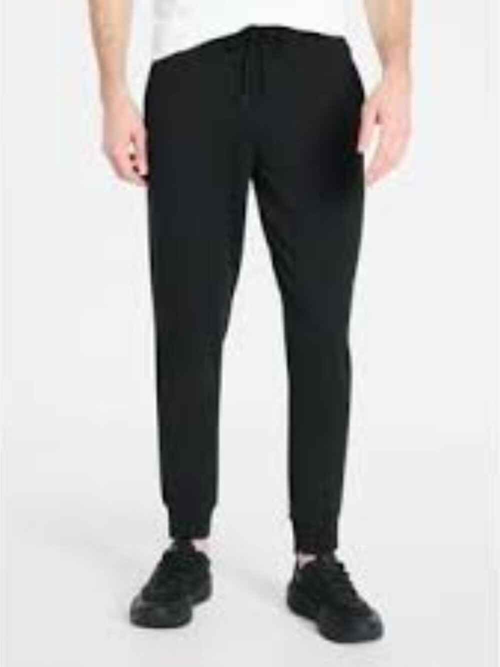NWT Men's No Boundaries Slim Fit Joggers